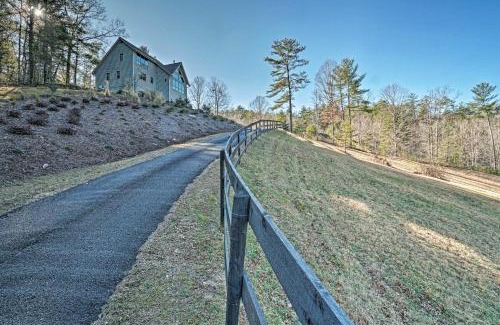 Dahlonega House | Hilltop Home with Panoramic Forest and Mountain Views!