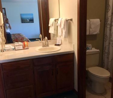 Broomfield Hotel | Hilltop Inn Broomfield Denver