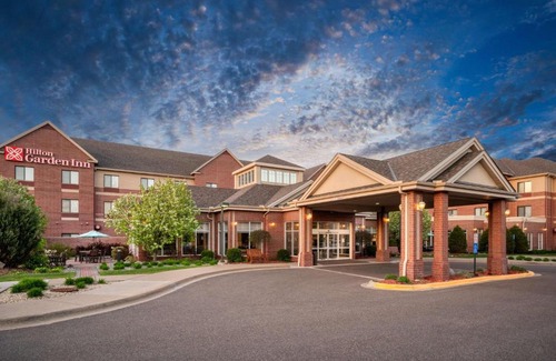 Maple Grove Hotel | Hilton Garden Inn Minneapolis Maple Grove