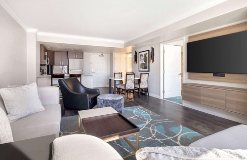 Las Vegas Resort | Hilton Grand Vacations Club Paradise Las Vegas