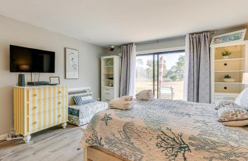 South Beach Apartment | Hilton Head Island Studio with Patio Walk to Beach!
