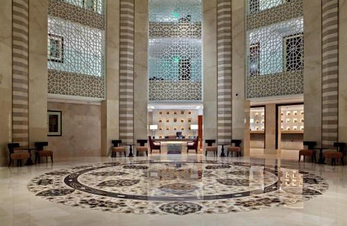Luxor Resort | Hilton Luxor Resort & Spa