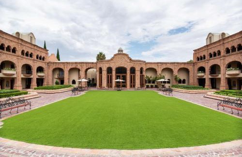 San Luis Potosi Hotel | Hilton San Luis Potosi