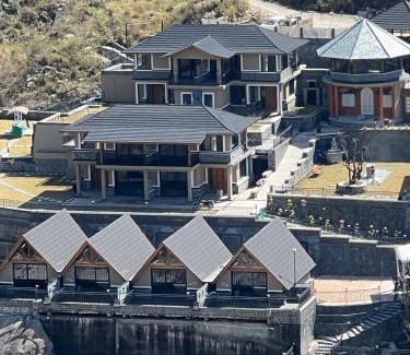 Chachian Hotel | Himani Hill View Retreat