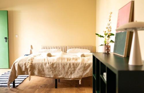 Suedvorstadt Apartment | Hinterhaus Träumchen auf der Karl - Liebknecht