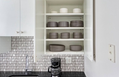 Back Bay Apartment | Hip Back Bay 1BR w/Gym, nr Shops, Green Line & Dining, by Blueground