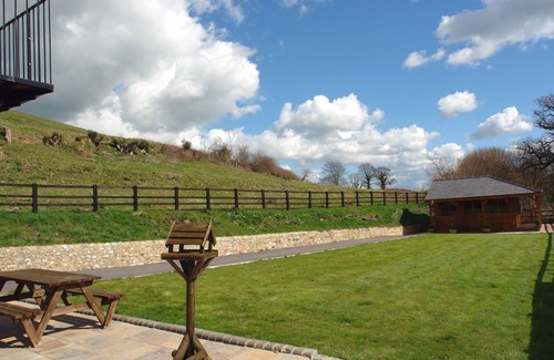 Colyton Cottage | HISCOX COTTAGE, pet friendly, with a garden in Southleigh