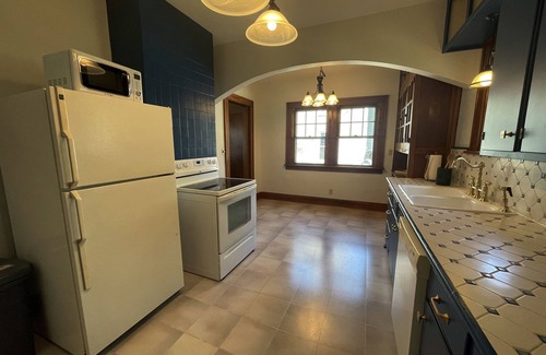 Brownsburg House | Historic Brownsburg Home- Close to parks, restaurants, and shops!