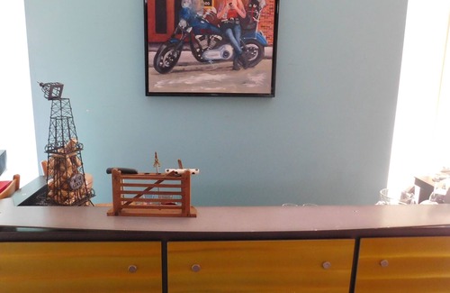 Iuka House | Historic Building with Lots of Space