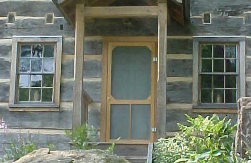 Stone Creek Cabin | Historic Cabin On 300 Acre Farm In Amish Country