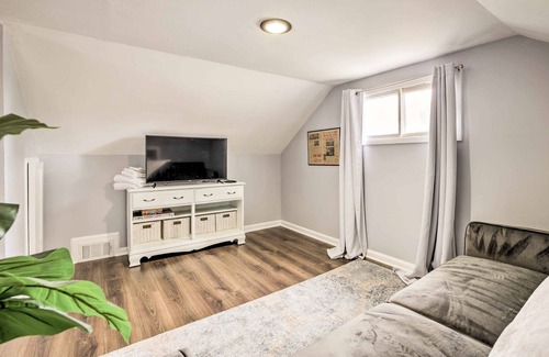 Casper House | Historic Casper Retreat w/ Renovated Yard!