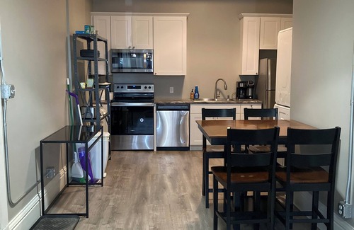 Albert Lea Apartment | Historic Charm- 2 bedroom apartment, downtown Albert Lea