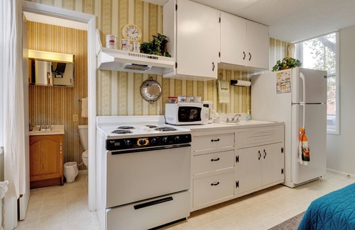 Delphi Apartment | Historic Delphi Studio: Walk to Main St & Creek!