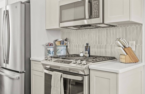 Cedar Falls House | Historic Downtown Brownstone Completely Renovated!