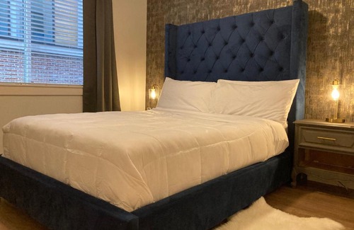 Downtown Memphis Apartment | Historic Downtown Wonder Bread Factory Apartment