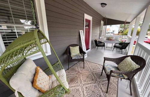 Greer House | Historic Home in Downtown Greer Shop Eat & Sleep