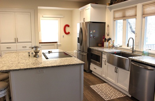 Perry House | Historic Home in the Heart of Perry