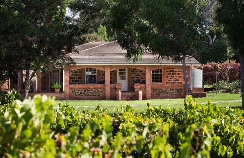 Tanunda Cottage | Historic home in top central Barossa location