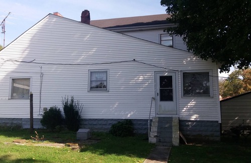 Woodburn House | Historic Home in Woodburn - Sleeps 7!