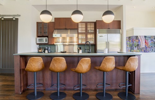 Downtown Condo | Historic luxury condo 10 min drive to Pensacola Beach and Naval Air Station