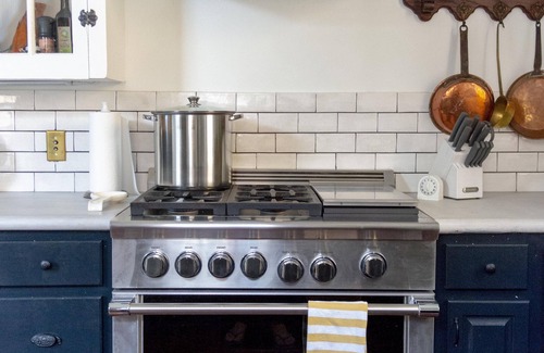 Faubourg Marigny House | Historic Luxury French Quarter/Marigny Villa with Pool & Spa