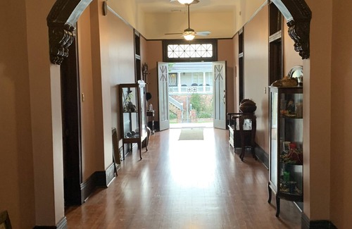 Arabi House | Historic Mansion, Five Miles from French Quarter