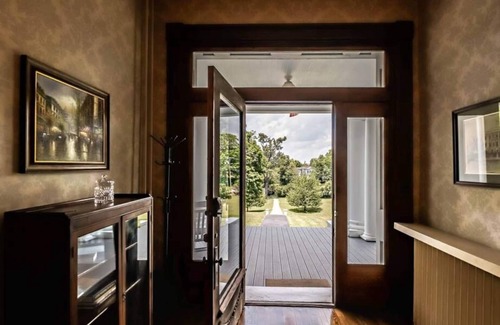Tazewell House | Historic Mountain Manor