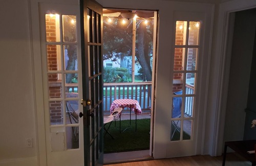 Riverside House | Historic, walkable 1927 Riverside home w/parking