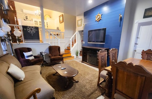 Point Arena House | Historical Wharf Master's House from 1800's-up on a bluff with ocean view