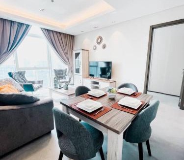 Manama Apartment | Hive Stayz - 1 Bedroom in Catamaran Tower