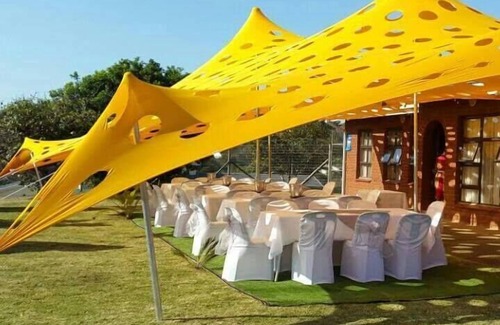 Metz Hotel | Hlakula Lake Resort