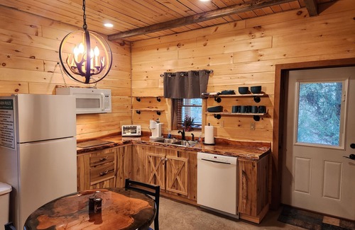 Rockbridge Cabin | Hocking Hills (Buck Crossing Retreat)