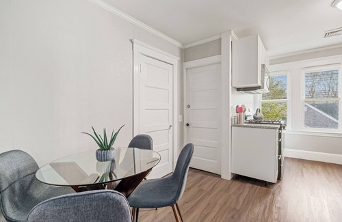 Salem Apartment | Hocus Pocus Season is here! Don’t miss it!