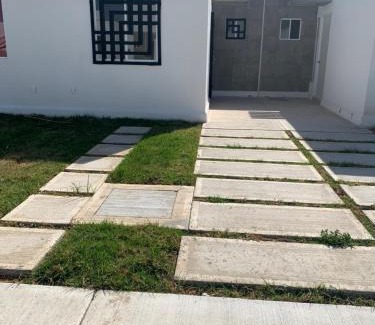 Leon House | Hogar Cálido y Acogedor