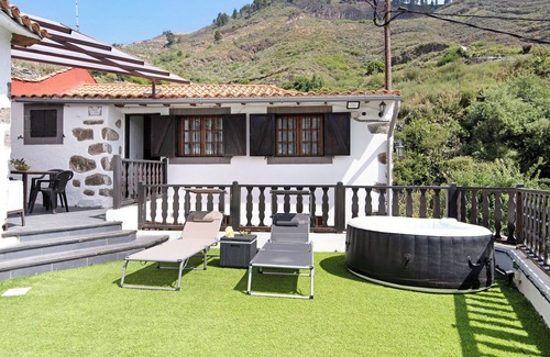 Las Lagunetas House | Holiday Accommodation "Casa Abuelo Paco" in the middle of nature