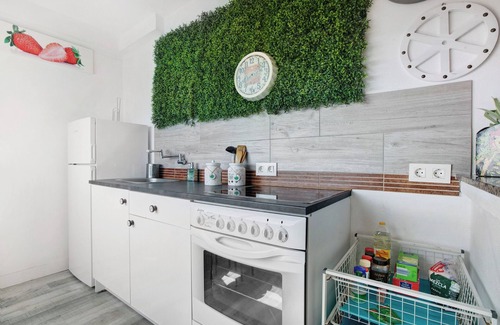 Guimar Apartment | Holiday Apartment "Hacienda La Extremeña Tropical" with Sea View, Shared Terrace & Wi-Fi