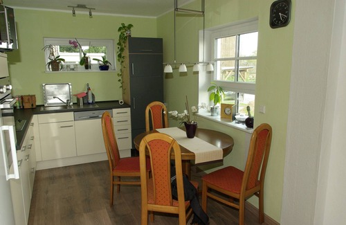 Oberwinkelhausen Apartment | Holiday apartment with disabled access in a wooden house in a rural area