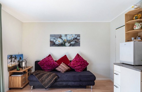 Homberg Apartment | Holiday Apartment "Efzeglück" with Shared Pool, Shared Terrace & Wi-Fi