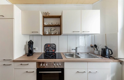 Homberg Apartment | Holiday Apartment 'Fewo45' with Wi-Fi