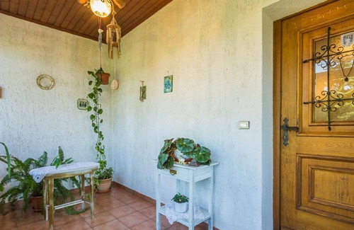 Sarsoni House | Holiday apartment Drazice for 1 - 5 persons with 3 bedrooms - Holiday house