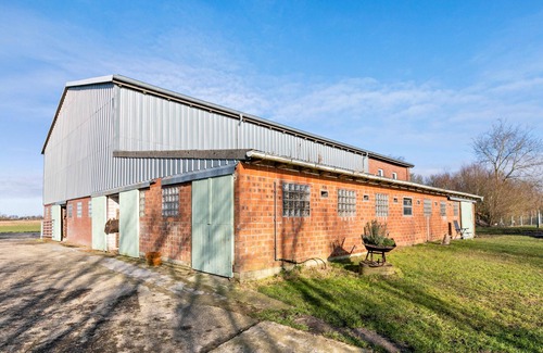 St. Annen Apartment | Holiday Apartment 'Hühnerhort' with Shared Terrace, Garden and Wi-Fi