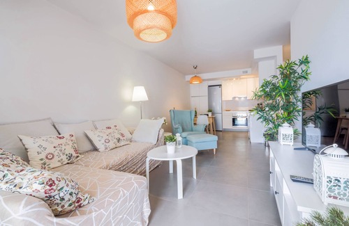 Granadilla de Abona Apartment | Holiday Apartment La Tejita Beach close to the Beach with Wi-Fi, Terrace & Shared Pool