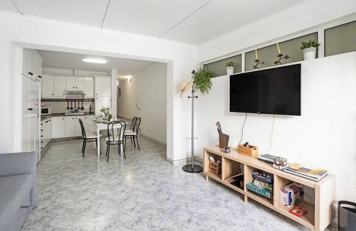 Arico Apartment | Holiday Apartment "Poris" with Heated Pool, Private Terrace & Wi-Fi