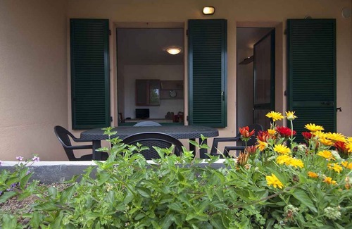 Follonica Apartment | Holiday apartment with air conditioning and outdoor pool