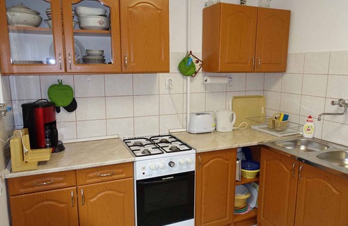 Siofok Apartment | Holiday apartment with pool in city center