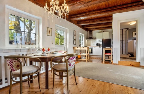 Groß Wokern House | Holiday Home "Backhaus" with Private Garden