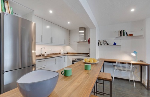Biniancolla House | Holiday Home 'Binimares' with Sea View, Private Terrace and Wi-Fi