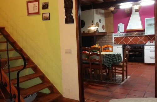 Trazo House | Holiday Home 'Casa De Piñeiro Y Spa Optional' with Mountain Views, Private Pool and Wi-Fi