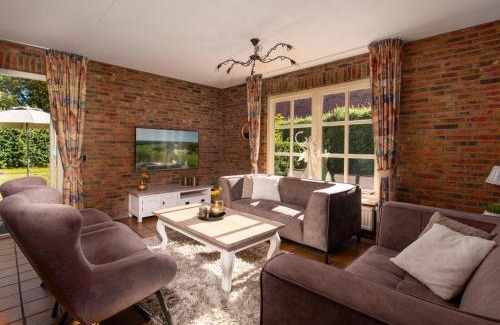 Losser House | Holiday Home De Bron by Interhome