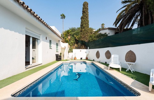 Mijas House | Holiday Home 'Casa Cerro Del Aguila' with Mountain View, Wi-Fi and Air Conditioning